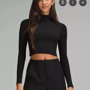 Lululemon Ribbed-knit Twist-Back Mockeneck Sweater
